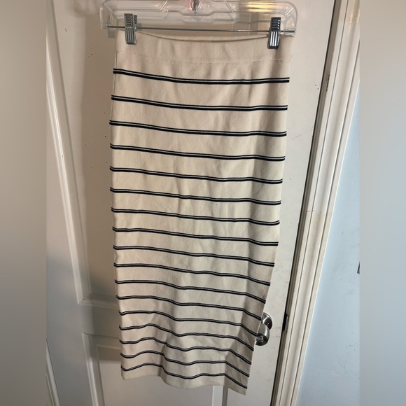 L*space Amalfi Skirt in Mykonos Stripe size xs NWOT - Picture 3 of 5